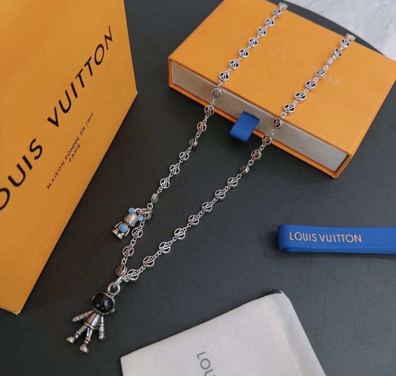 Louis Vuitton Necklaces